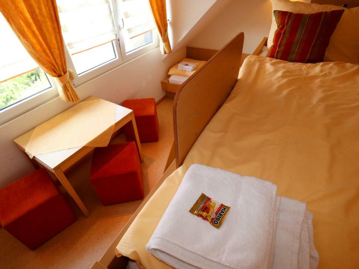 Hotel - Restaurant Hirschen - Werneths Landgasthof Beim Europa- Park Rust Rheinhausen Esterno foto